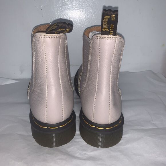 Dr. Martens Doc 2976 Vintage Taupe Virginia Chelsea Boots Womens Sizes 7 - Picture 3 of 11